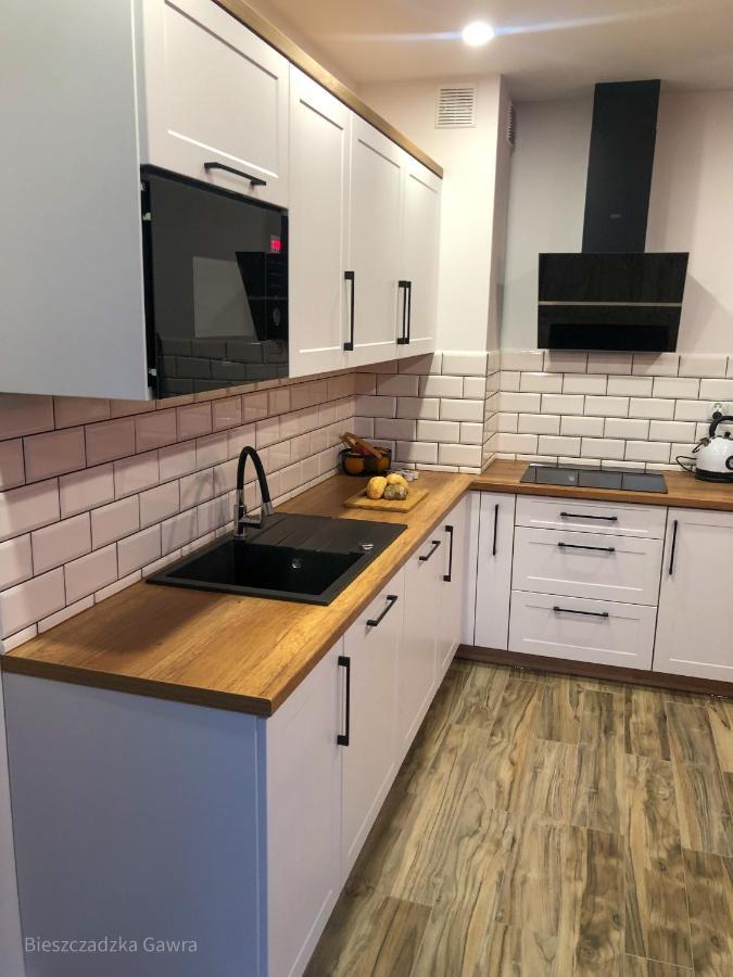 Apartament Caloroczny Bieszczadzka Gawra Ustrzyki Dolne Dış mekan fotoğraf